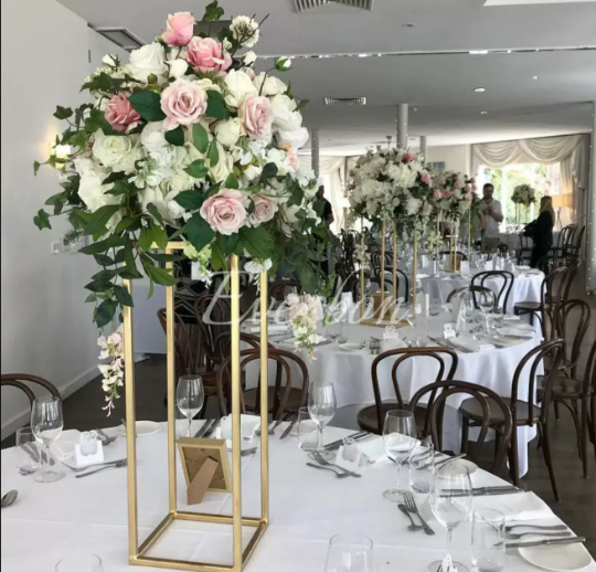 Matte Black Modern Rectangular Wedding Centerpiece Flower Stand–  EveryGoldenDetail